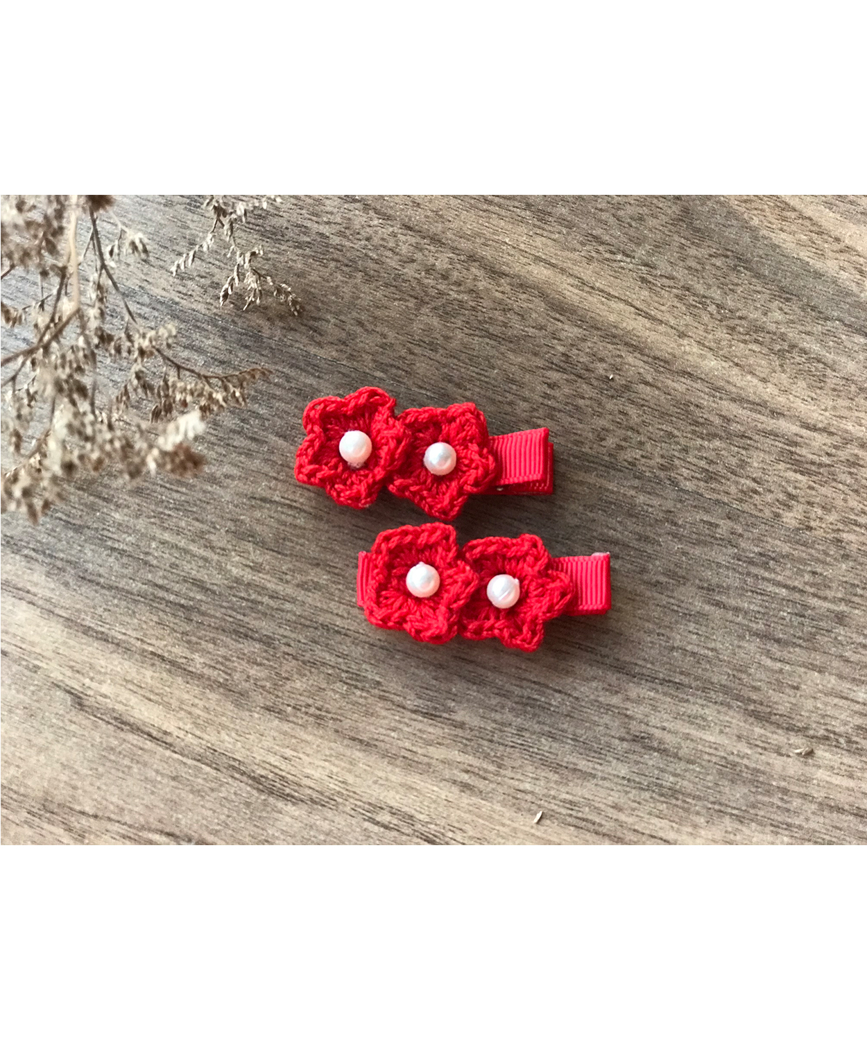 Double Flower Aliigator Clips - Red