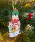 Personalized Family Tree Ornament (Family Of 4) With A Pet