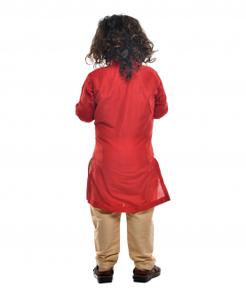 Red Side Cut Kurta With Bird Embroidery 