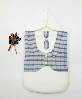 Baby Wrap/Nest With Check Print