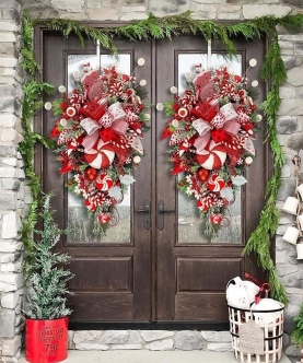 Christmas Tree Wreath, Christmas Door Hanging, Wall D�cor