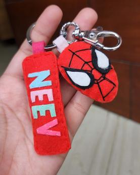 Character With Name Keychain-Spiderman