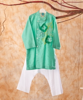 Embroidered Kurta With Pant