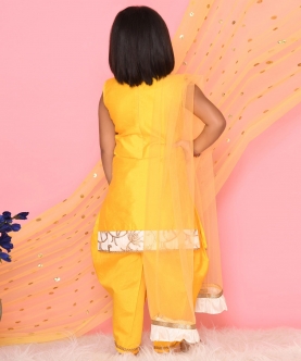 Yellow Kurta And Dhoti With Emberoidery