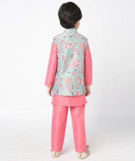 Golden Weaves Pink Kurta With Pant And Jacket Set