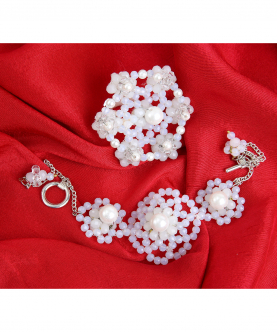 Snow Blossom Pearl Ring And Bracelet Set