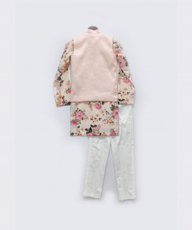 Floral Print Kurta With Peach Jacket And Pants