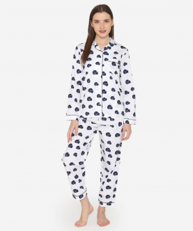 Fluffs Love White Printed Night Suit