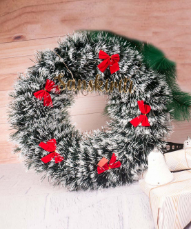 Green and Soft White Wreath