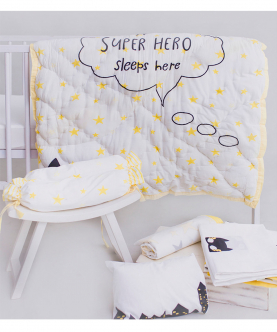 Quilt- Ace the superbaby flies over Town - Toddler
