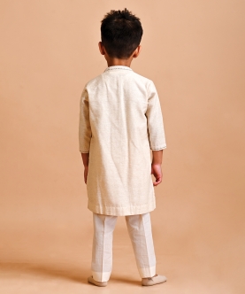 Silk Kurta With Kanta Detailing Paired With Cotton Pant