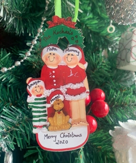 Personalized Family Tree Ornament (Family Of 3) With A Pet