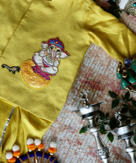 Vinayaka - Kurta With Ganpati Embroidered And Dhoti Pants