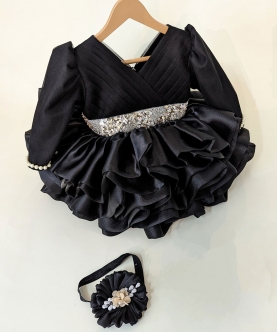 Black Swan Dress With Full Sleeves