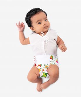 Superbottoms Freesize UNO Washable & Reusable Adjustable Cloth Diaper with Dry Feel Pad (Coloured Skies)