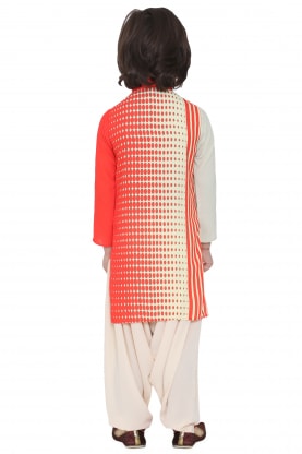 Red and beige printed kurta with patiala pants